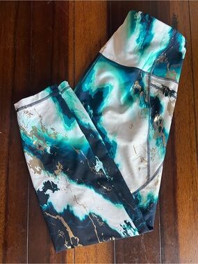 Old Navy Black Athletic Leggings with White Branding